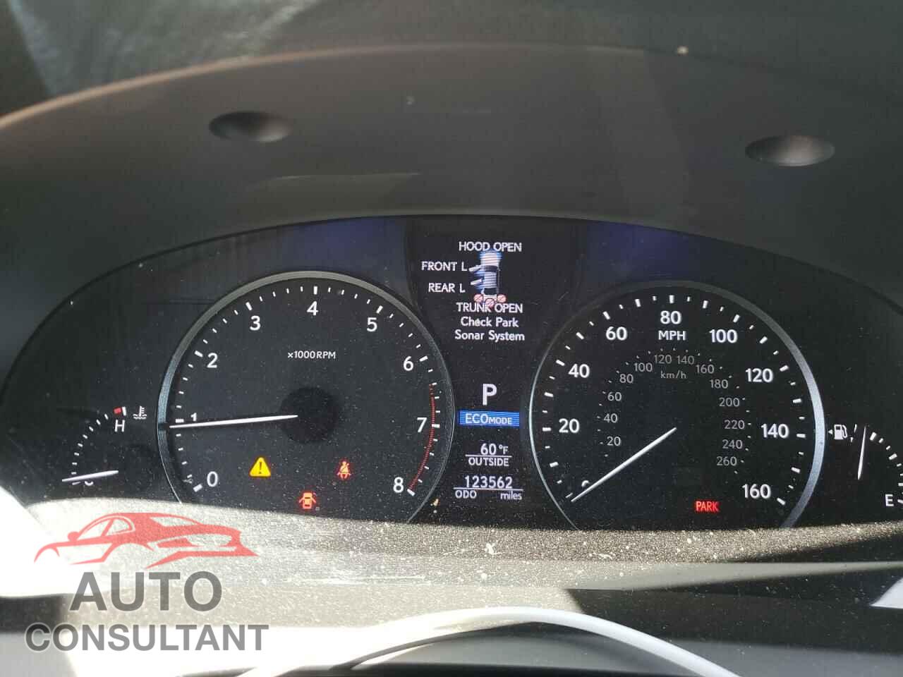 LEXUS LS460 2014 - JTHCL5EF8E5022156