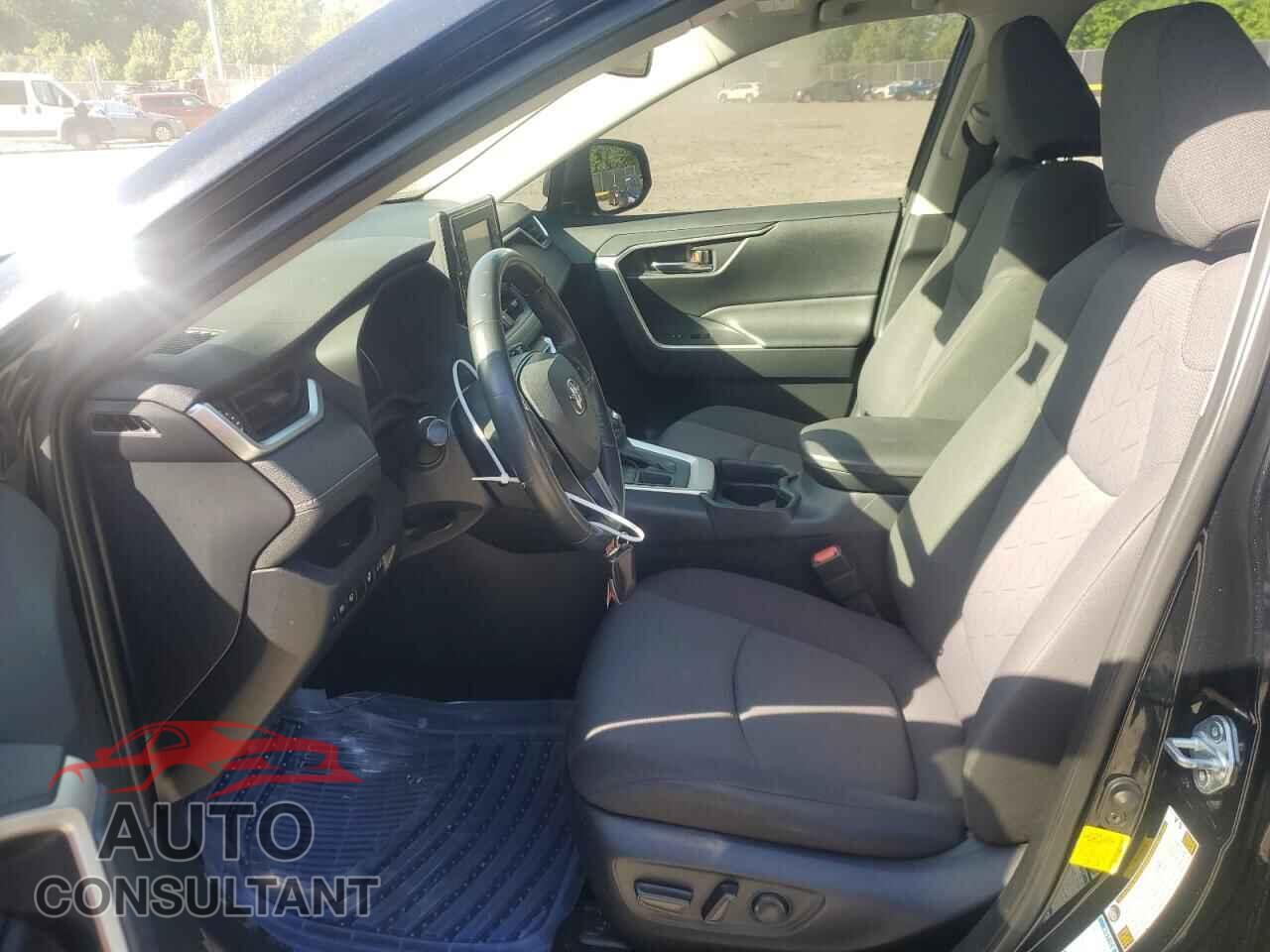 TOYOTA RAV4 2019 - JTMP1RFV4KD006866