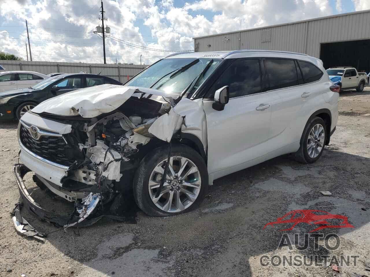 TOYOTA HIGHLANDER 2024 - 5TDKDRAH3RS535064