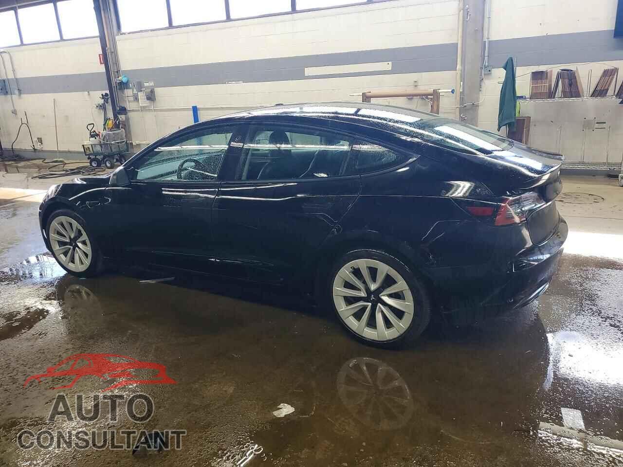 TESLA MODEL 3 2022 - 5YJ3E1EA4NF304852