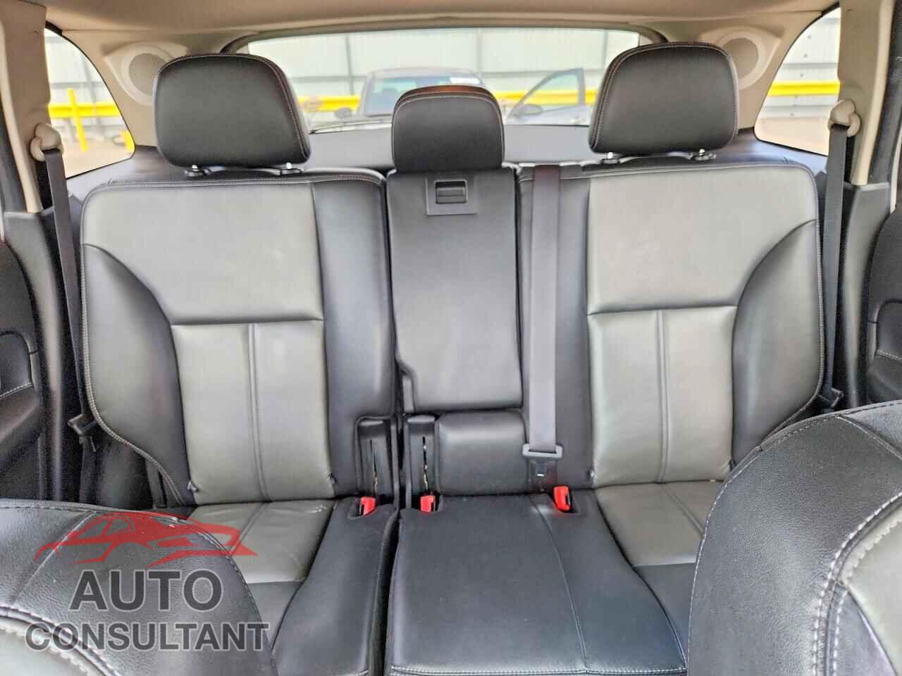 FORD EDGE 2011 - 2FMDK3AK1BBB28371