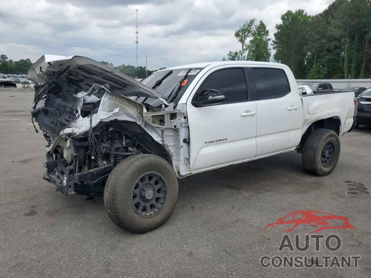 TOYOTA TACOMA 2018 - 3TMCZ5AN1JM172837