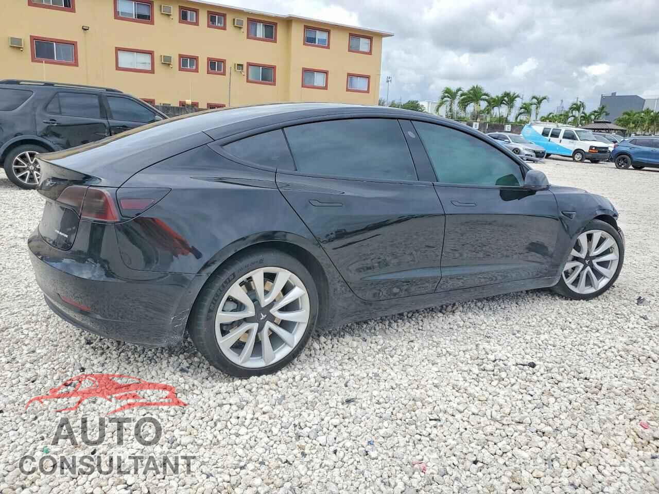 TESLA MODEL 3 2018 - 5YJ3E1EB6JF184636