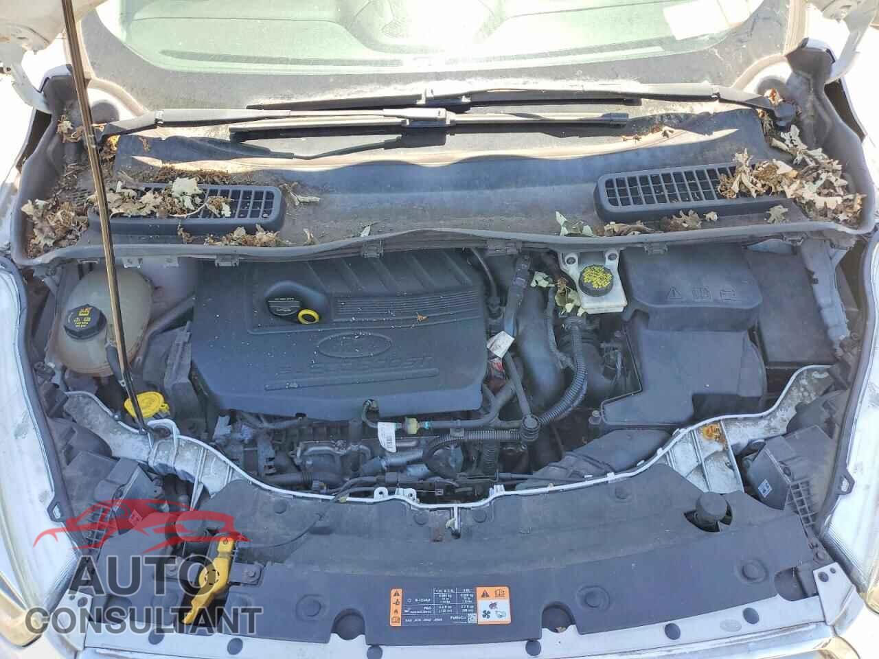 FORD ESCAPE 2017 - 1FMCU9GD6HUB45915