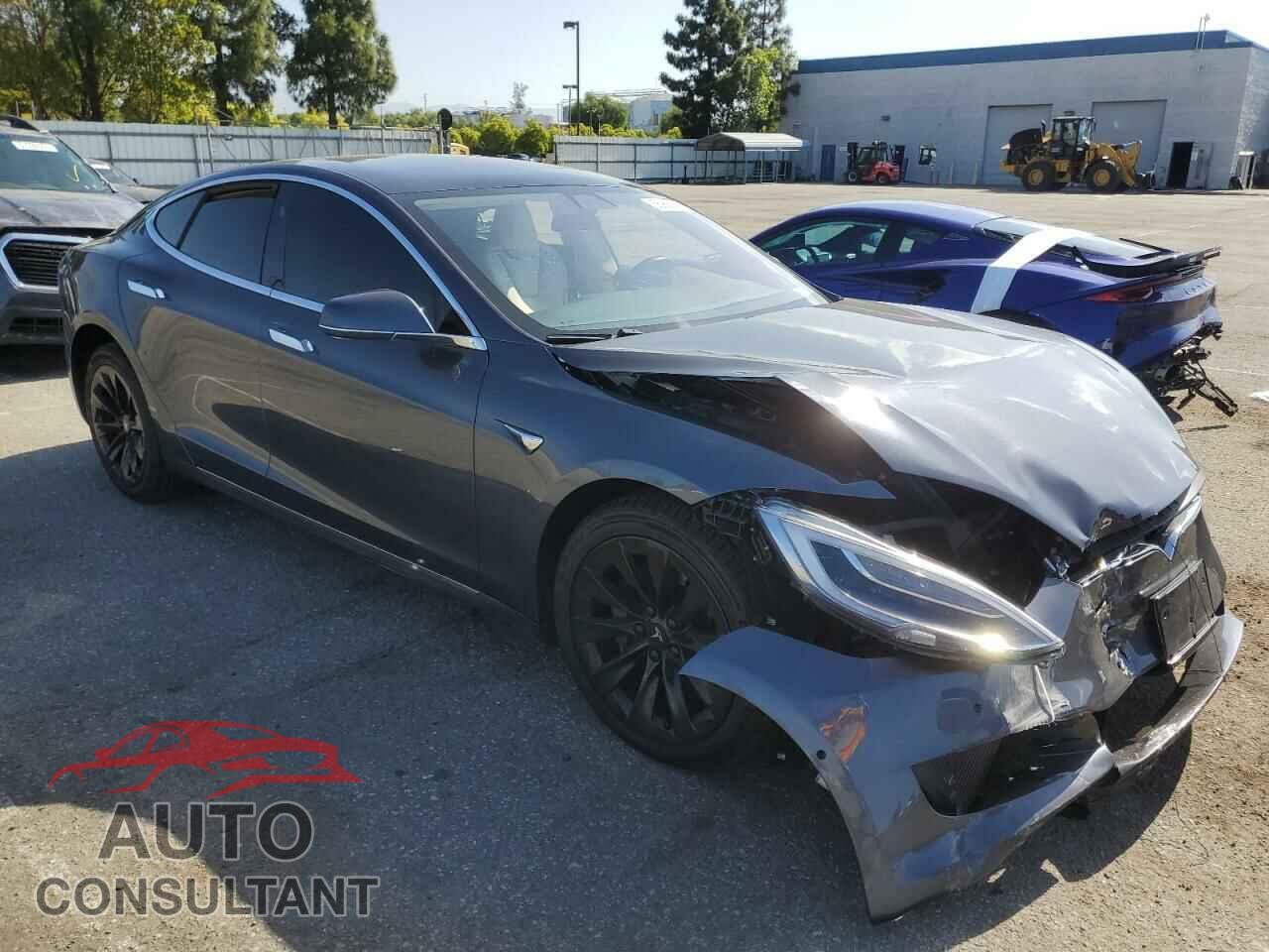 TESLA MODEL S 2018 - 5YJSA1E21JF234804
