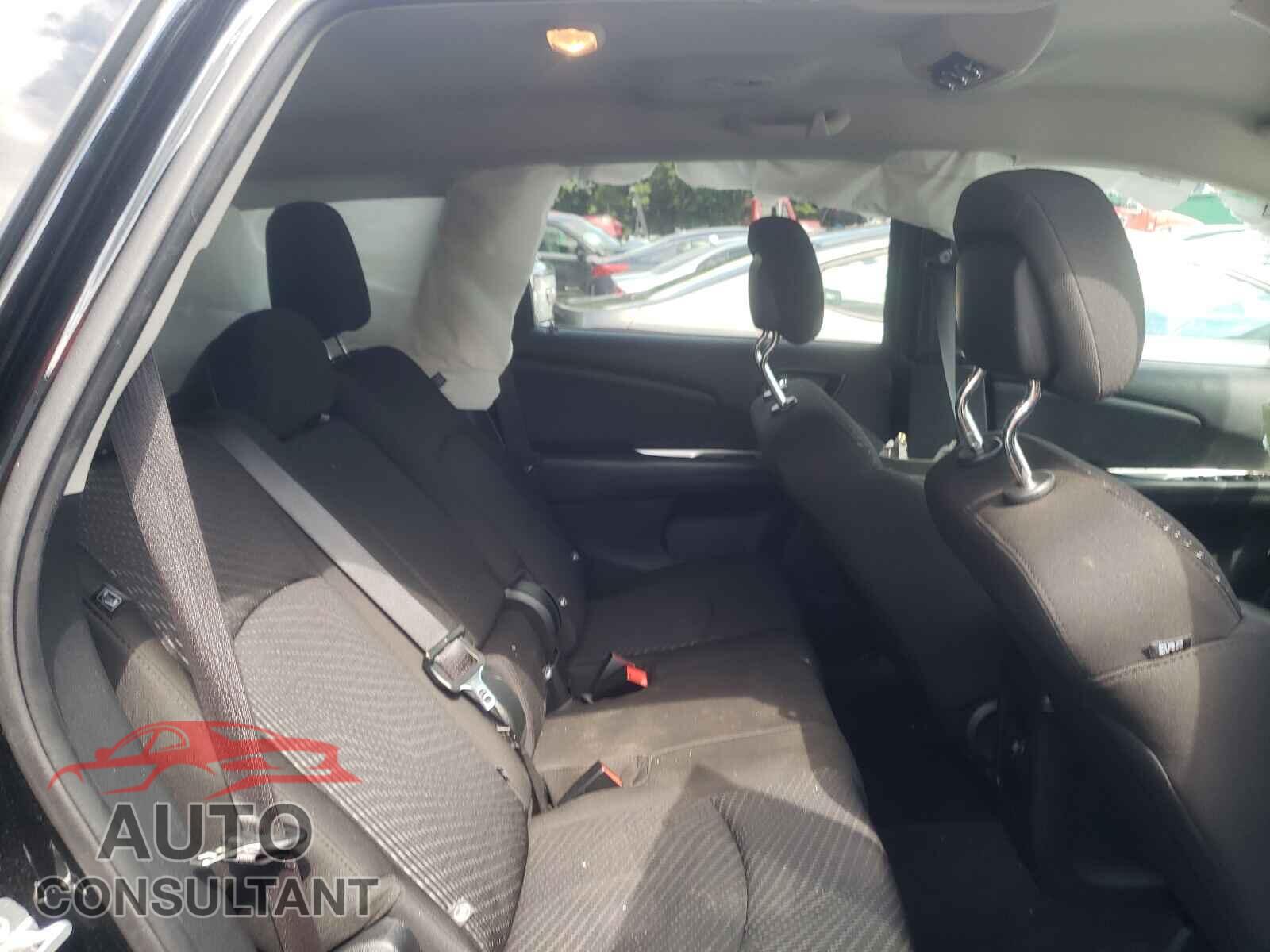 DODGE JOURNEY 2019 - 3C4PDCBB1KT797948