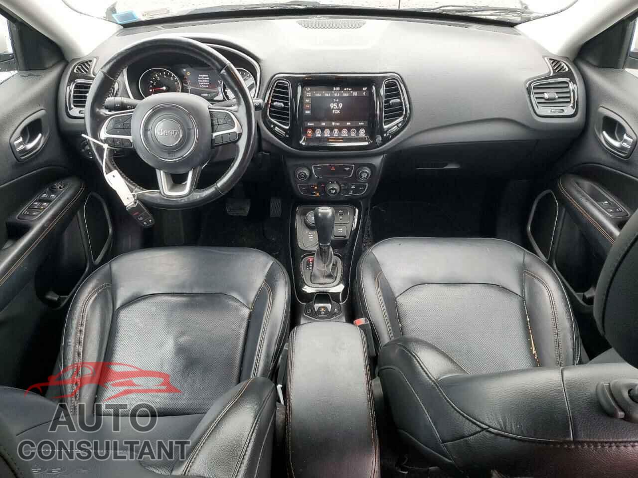 JEEP COMPASS 2019 - 3C4NJDCB8KT791035