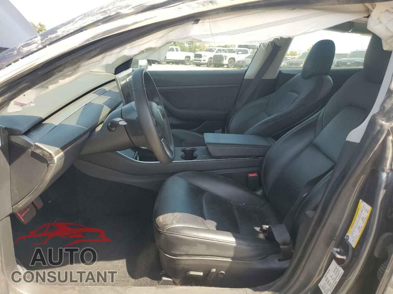 TESLA MODEL 3 2020 - 5YJ3E1EA5LF644296