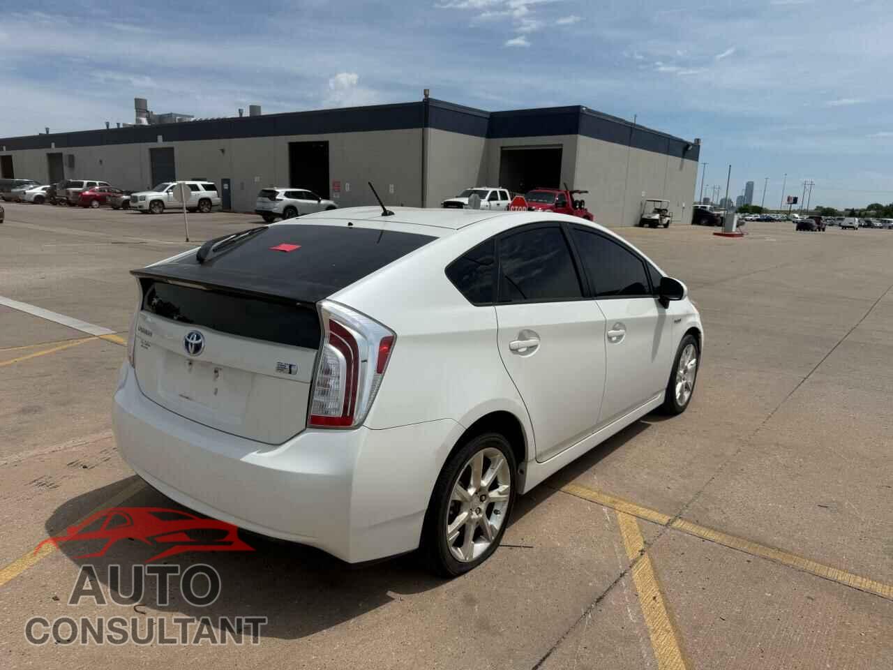 TOYOTA PRIUS 2014 - JTDKN3DU4E0366432