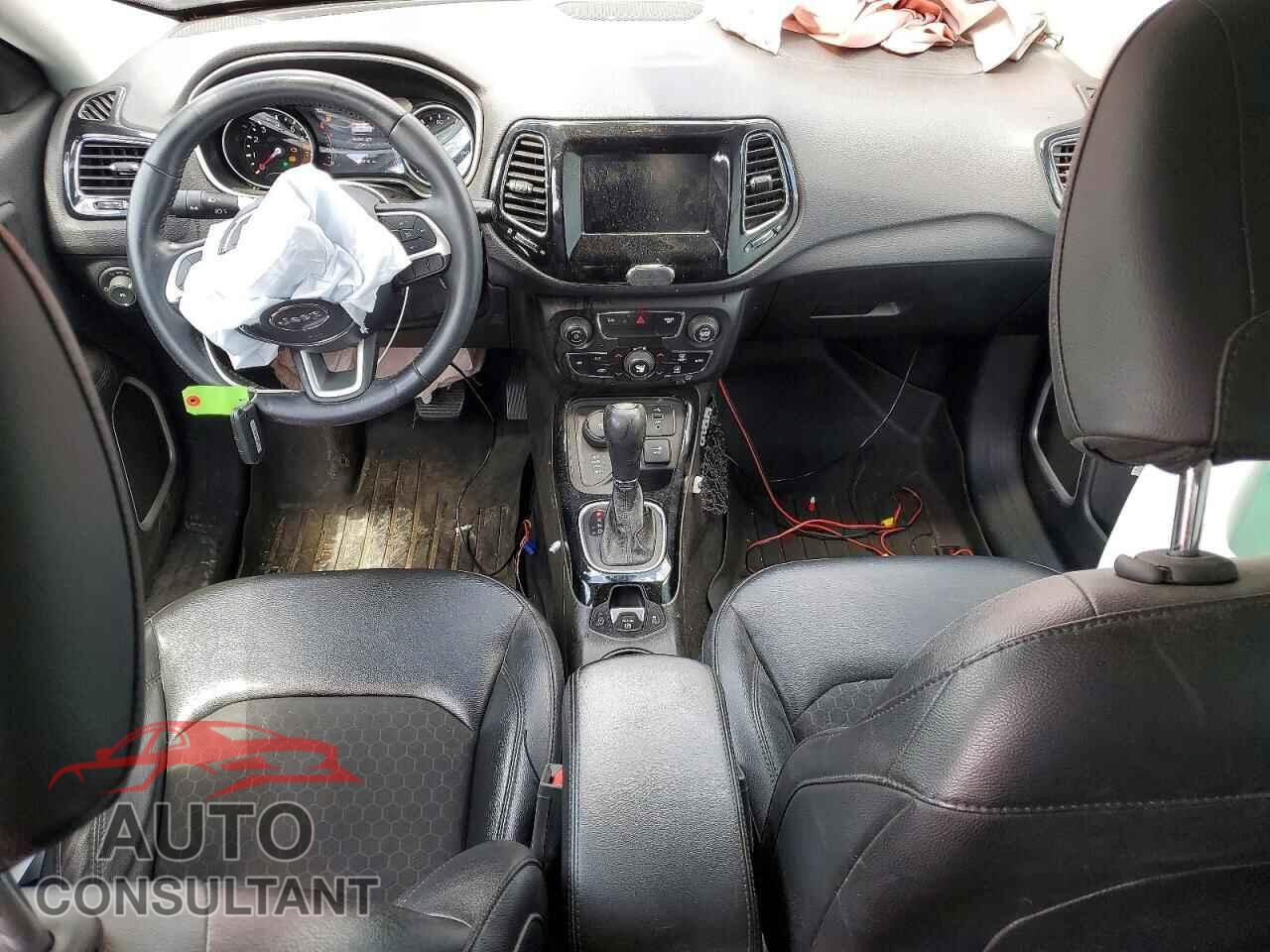 JEEP COMPASS 2018 - 3C4NJDBB2JT433834