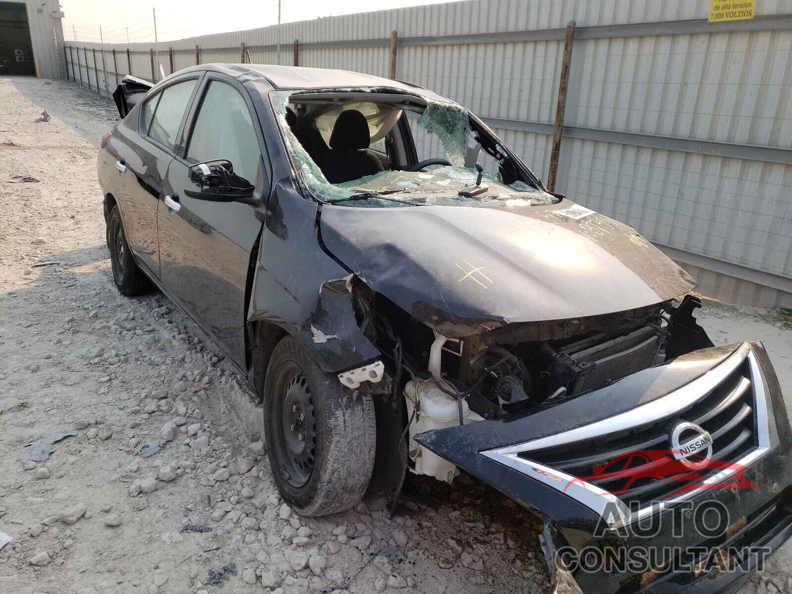 NISSAN VERSA 2019 - 3N1CN7AP6KL873540