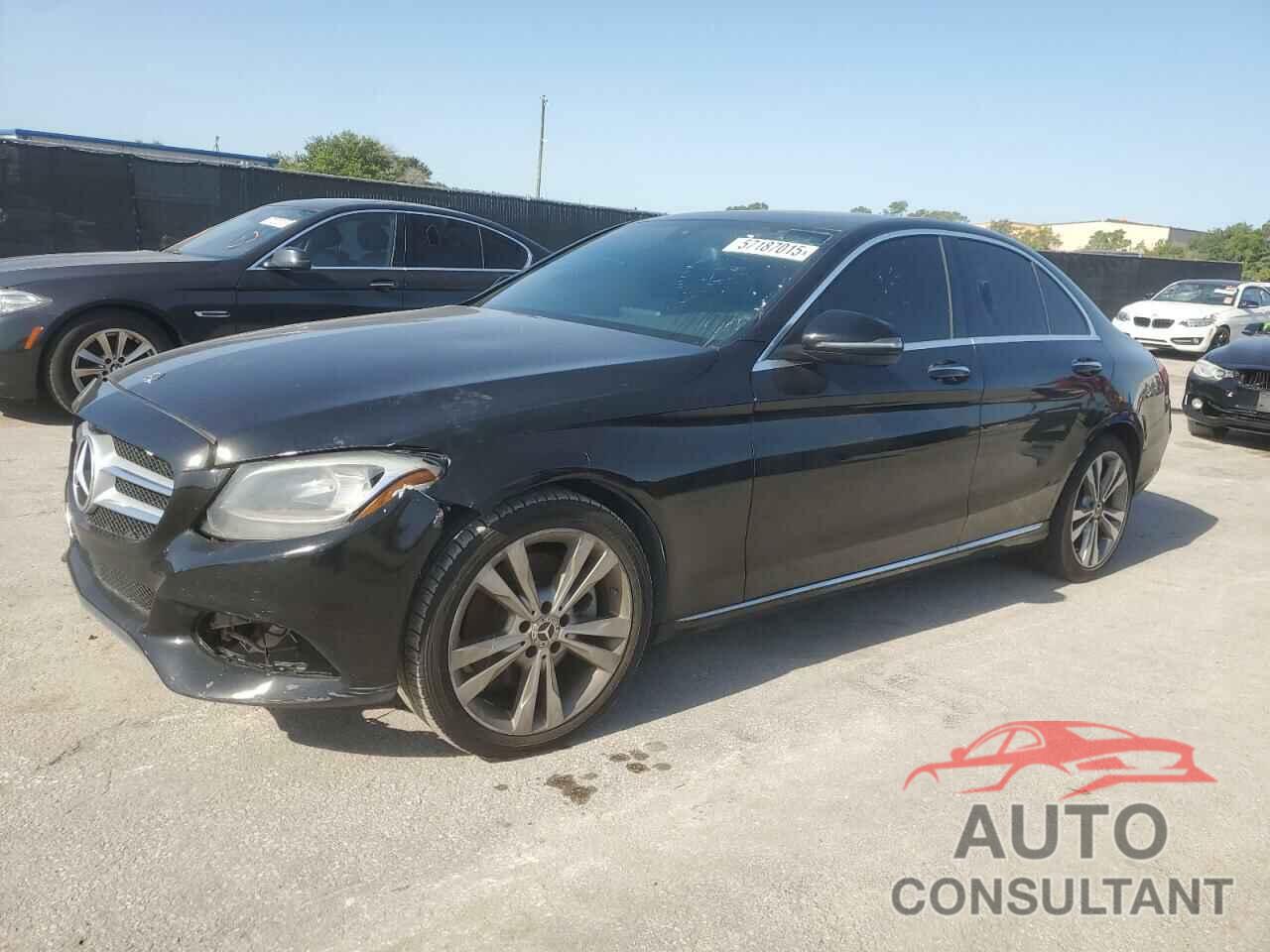MERCEDES-BENZ C-CLASS 2018 - 55SWF4JB8JU257649