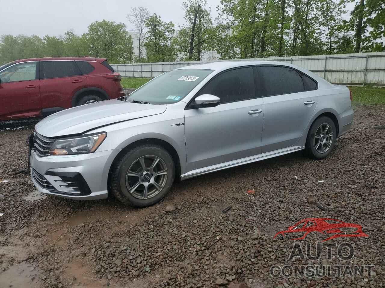 VOLKSWAGEN PASSAT 2018 - 1VWAA7A31JC030768
