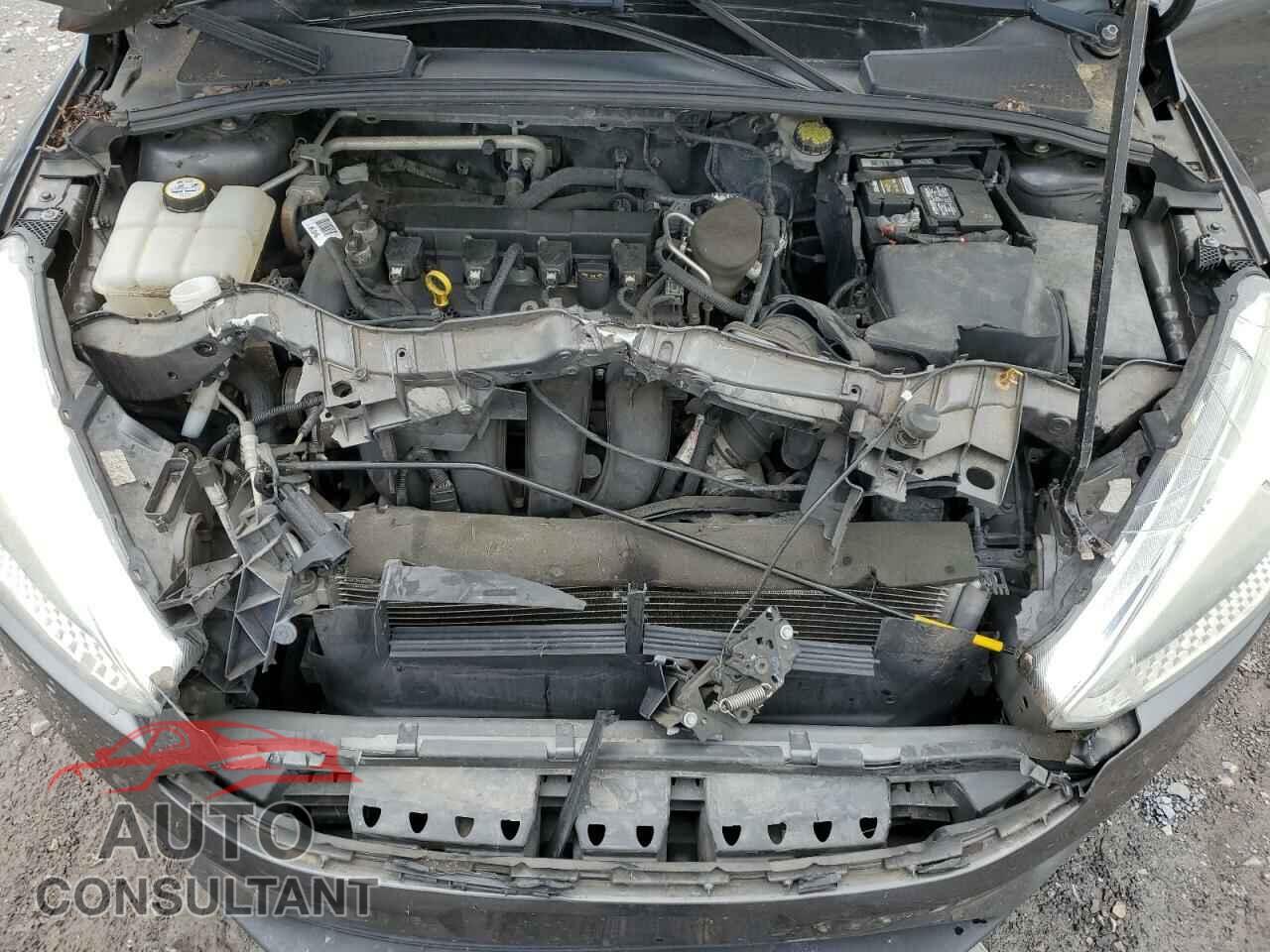 FORD FOCUS 2015 - 1FADP3F23FL272983