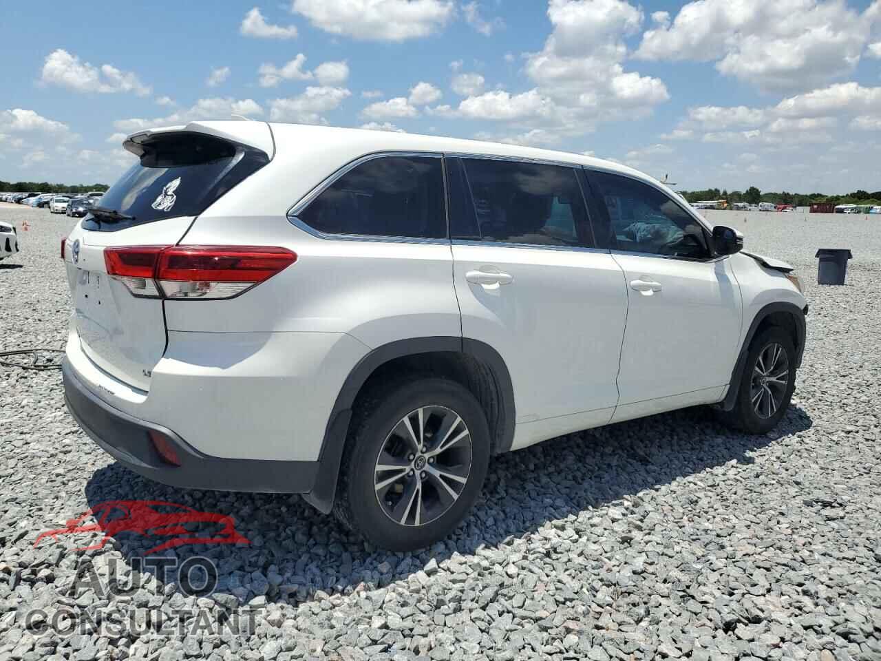 TOYOTA HIGHLANDER 2017 - 5TDZZRFH6HS220332