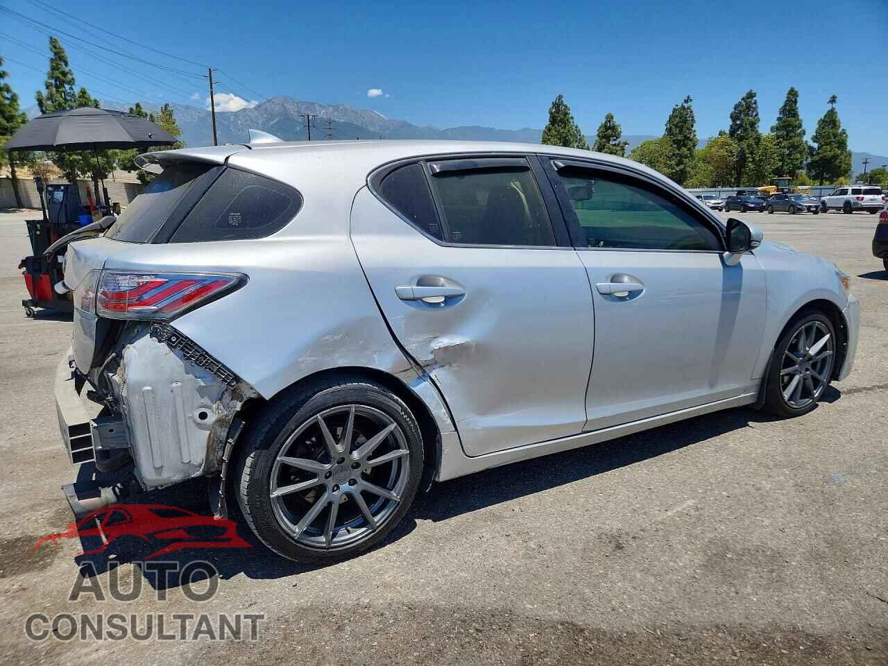 LEXUS CT 200 2016 - JTHKD5BH2G2271393