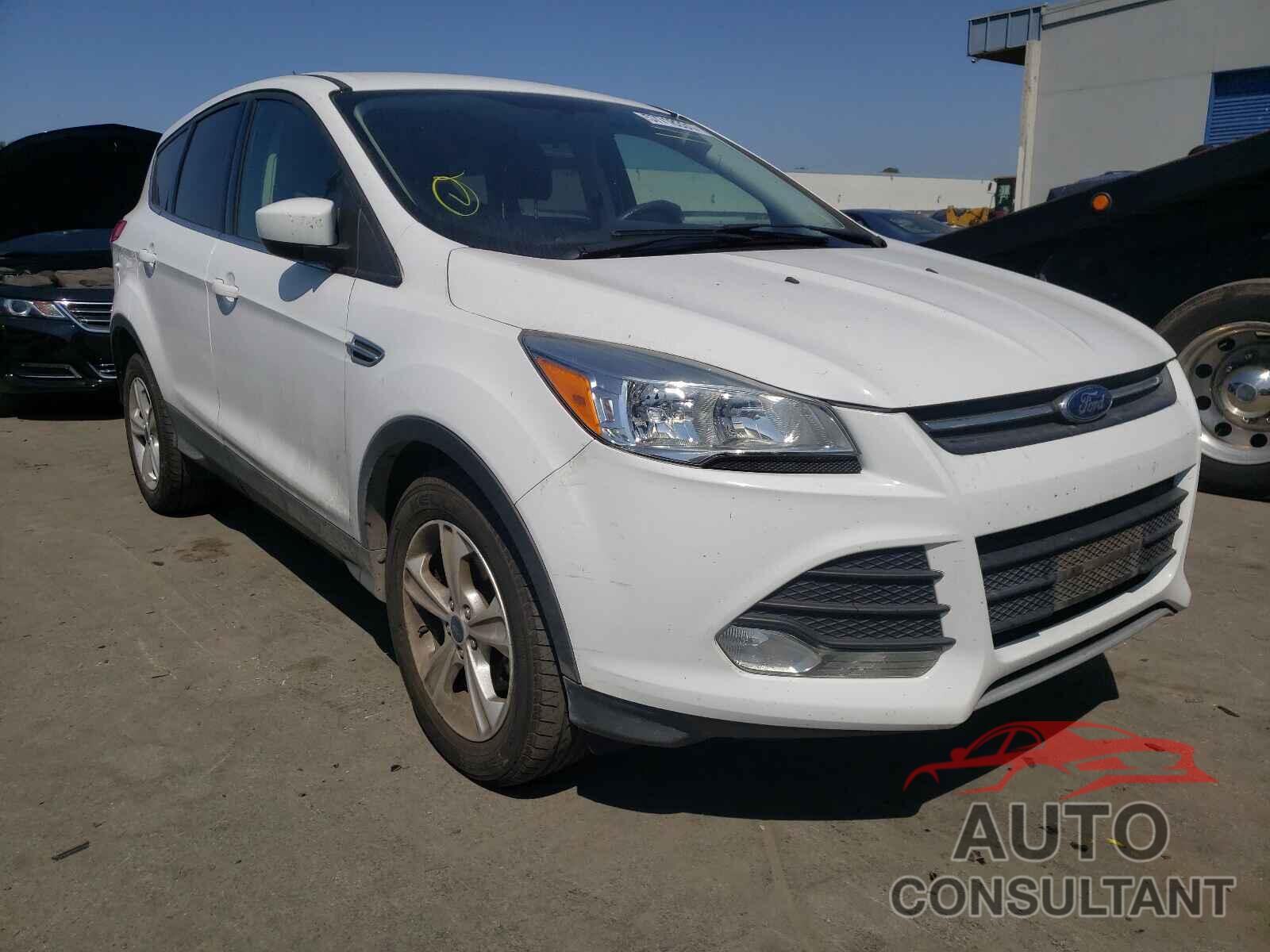 FORD ESCAPE 2016 - 1FMCU0GX4GUB00640