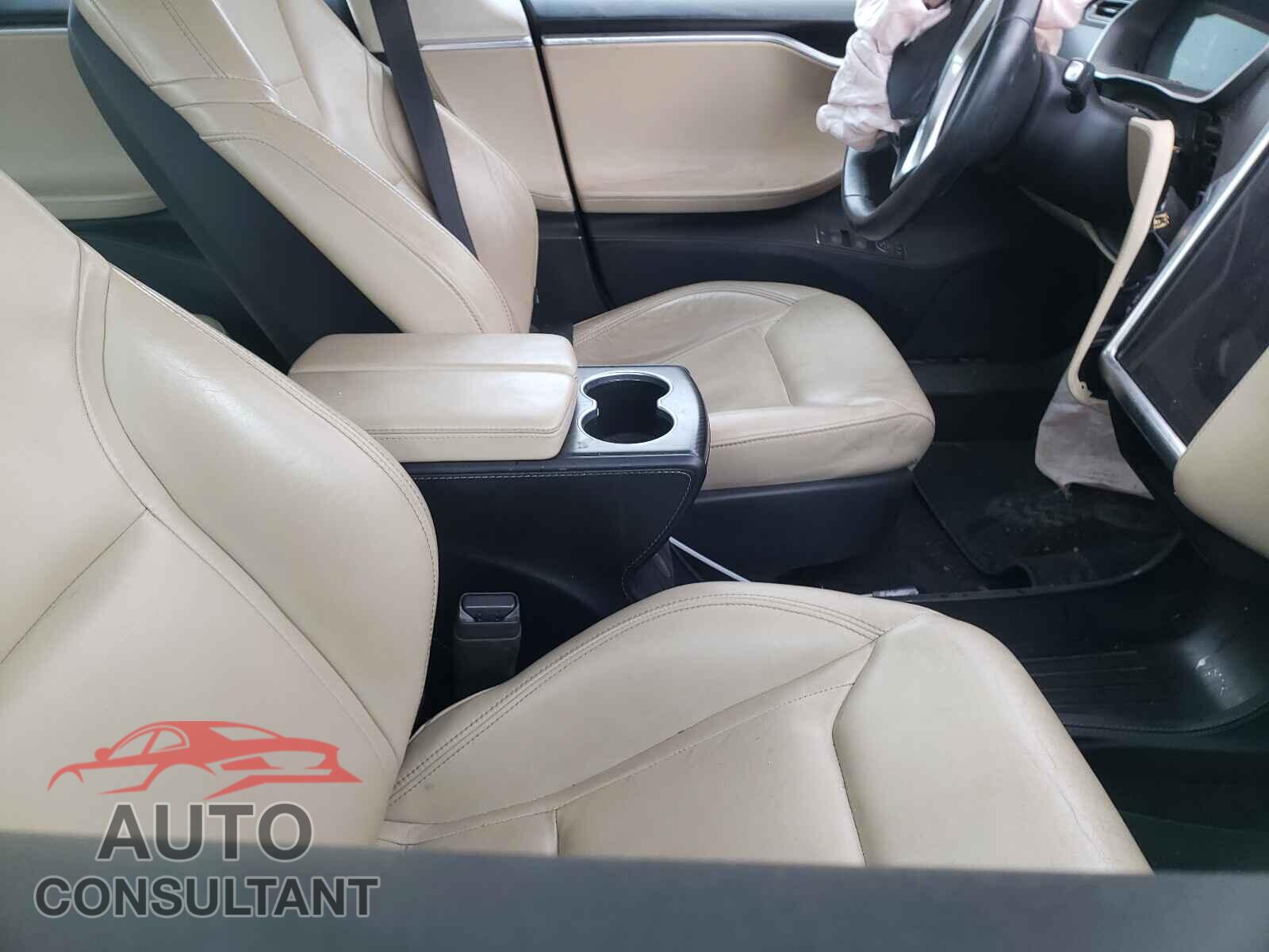 TESLA MODEL S 2016 - 5YJSA1E29GF131722
