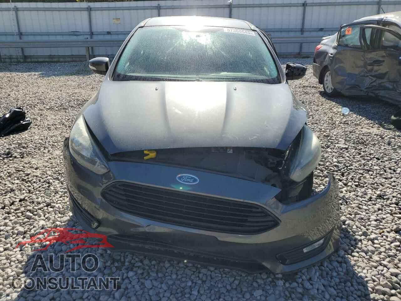 FORD FOCUS 2016 - 1FADP3FE8GL381855