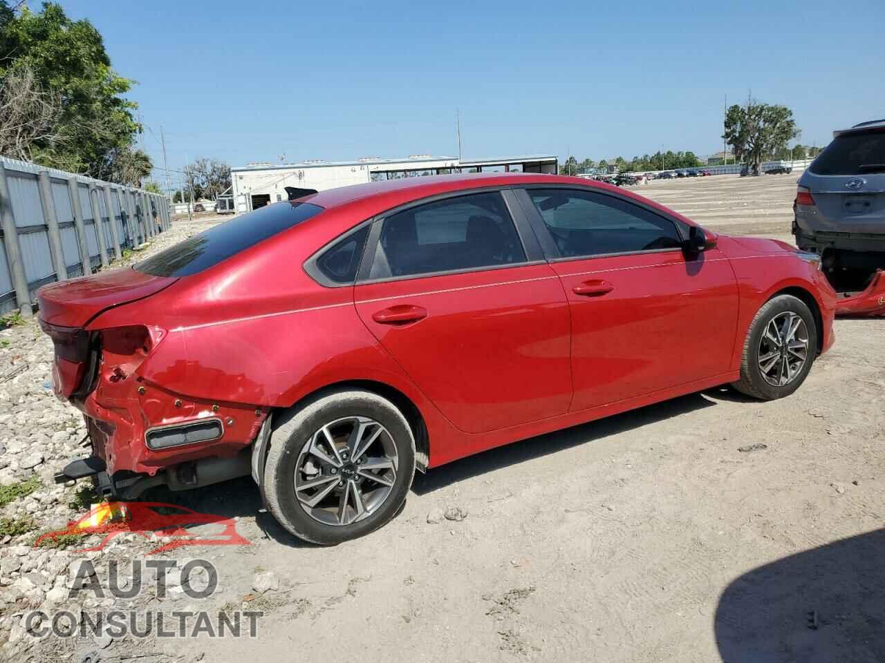 KIA FORTE 2022 - 3KPF24AD8NE465637