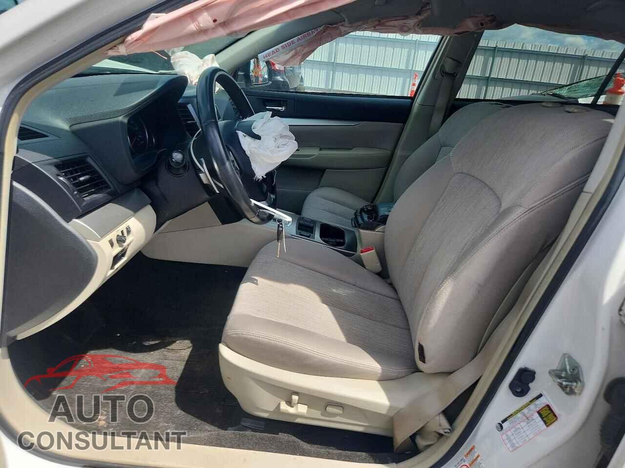 SUBARU OUTBACK 2013 - 4S4BRCCC2D3270241