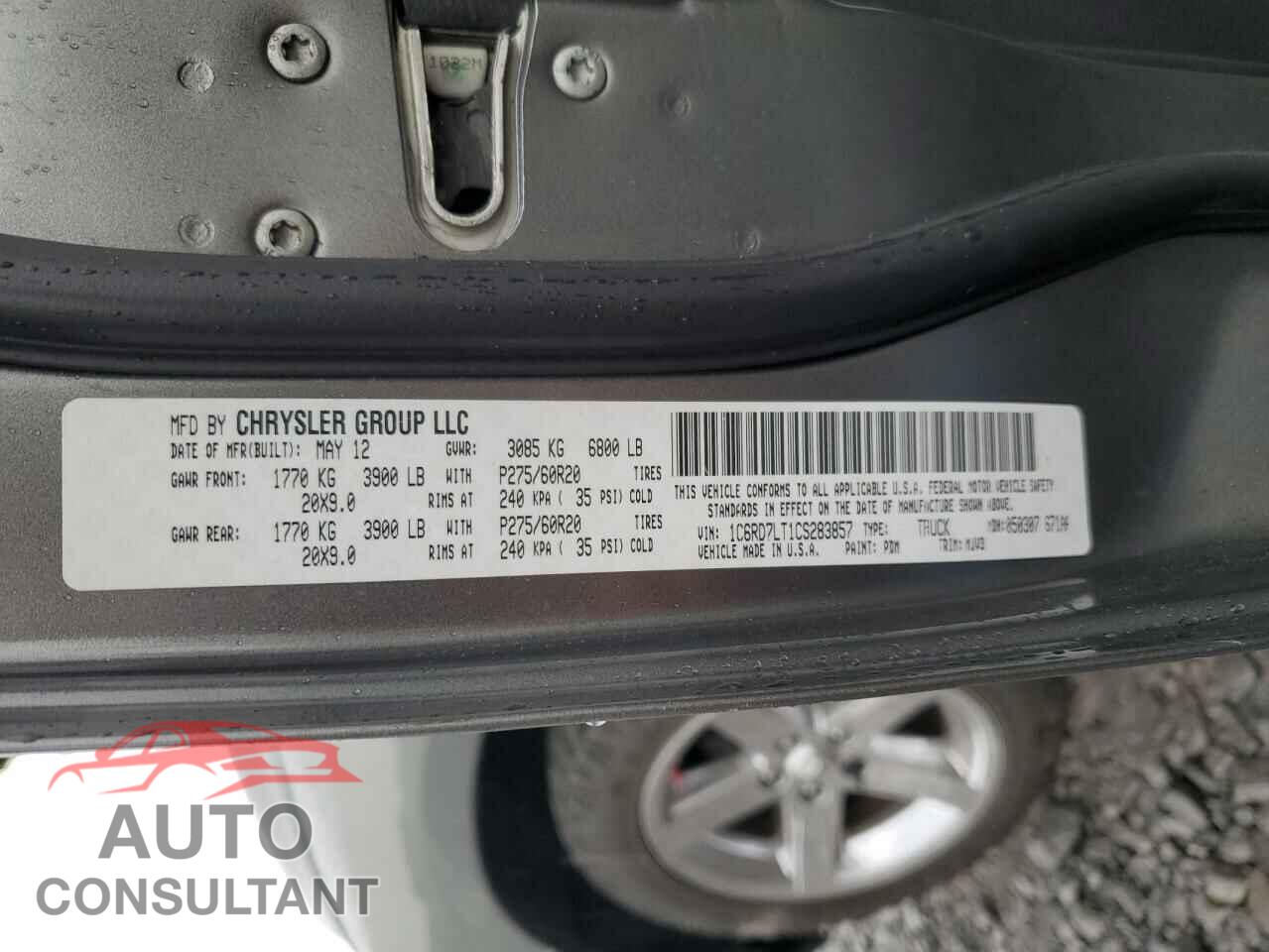 DODGE RAM 1500 2012 - 1C6RD7LT1CS283857