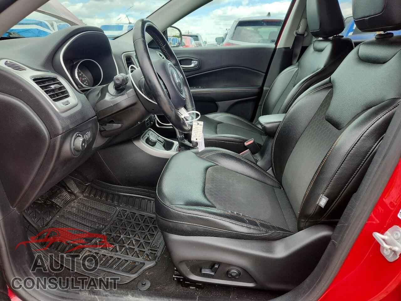 JEEP COMPASS 2018 - 3C4NJDBB2JT361629