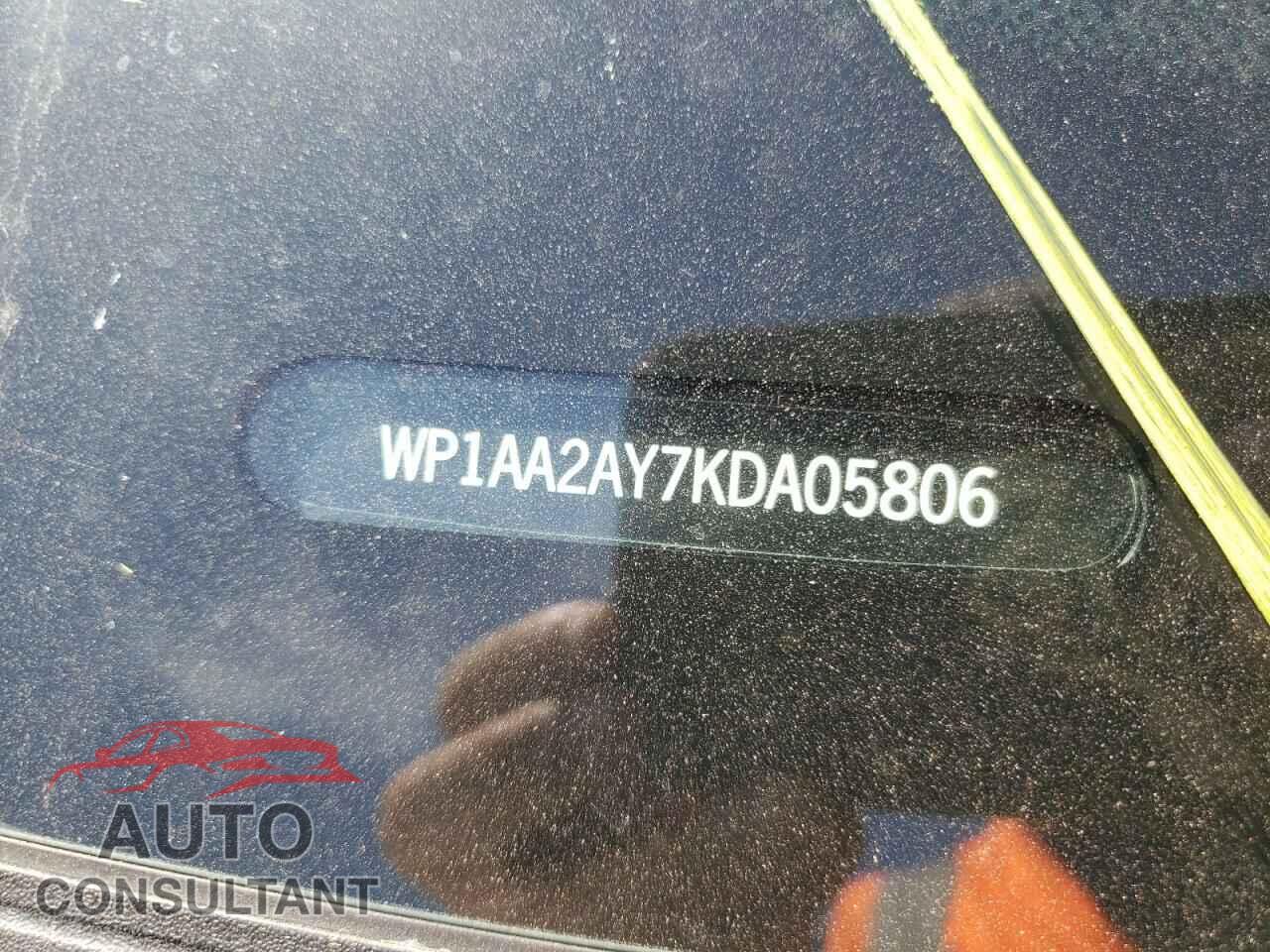 PORSCHE CAYENNE 2019 - WP1AA2AY7KDA05806