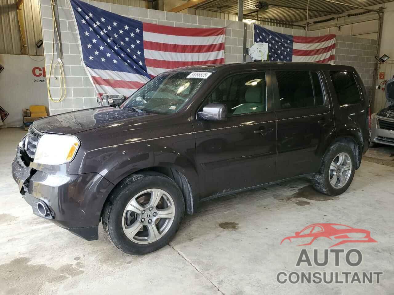 HONDA PILOT 2013 - 5FNYF4H50DB045455