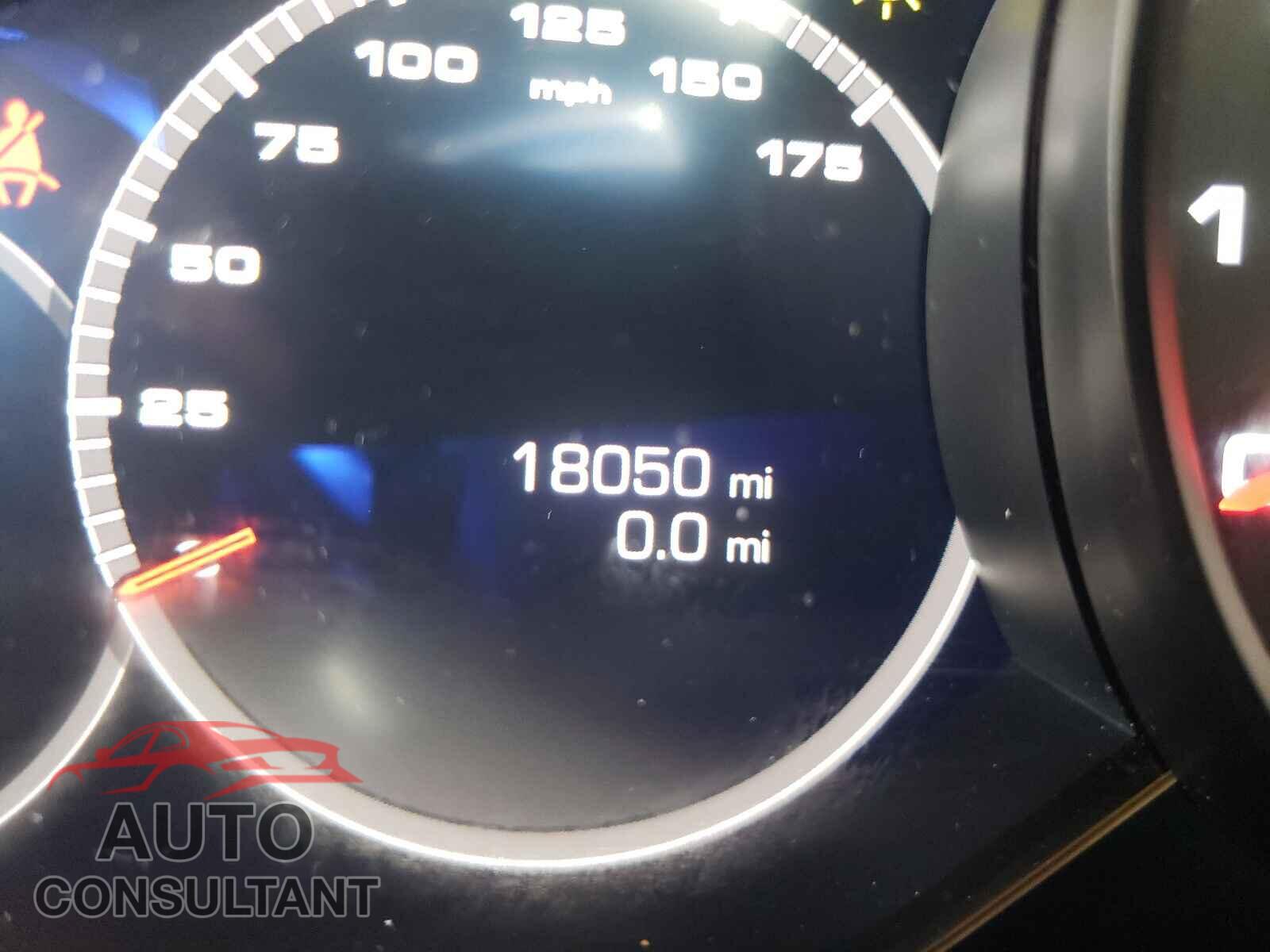 PORSCHE CAYENNE 2019 - WP1AA2AY9KDA15236