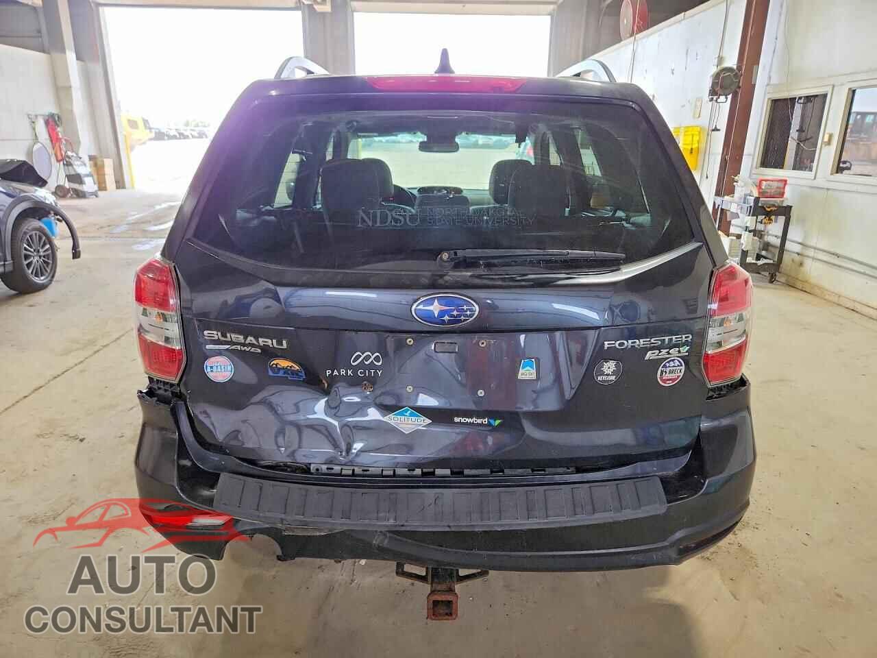 SUBARU FORESTER 2016 - JF2SJADC4GH499625