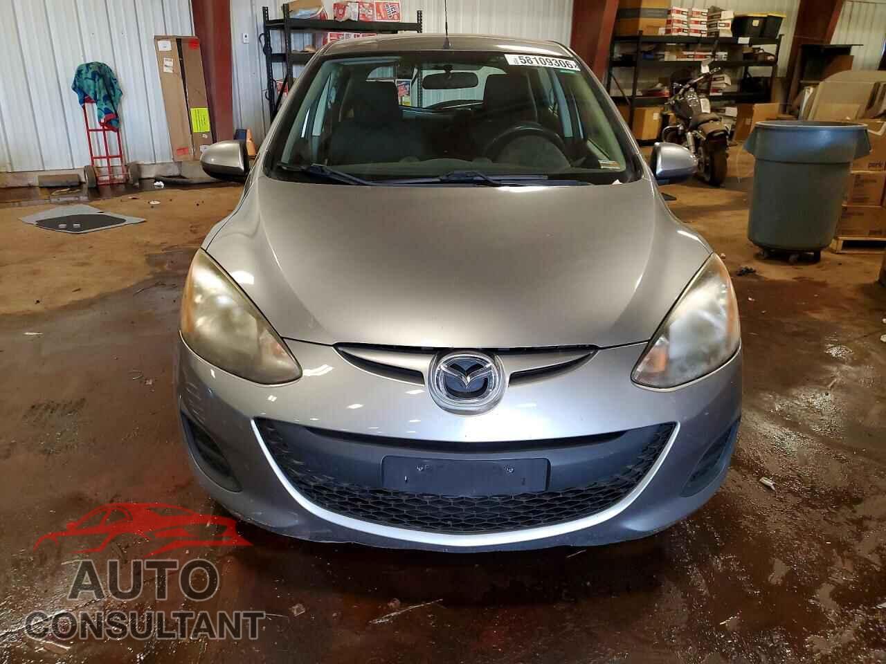 MAZDA 2 2013 - JM1DE1KY1D0157134
