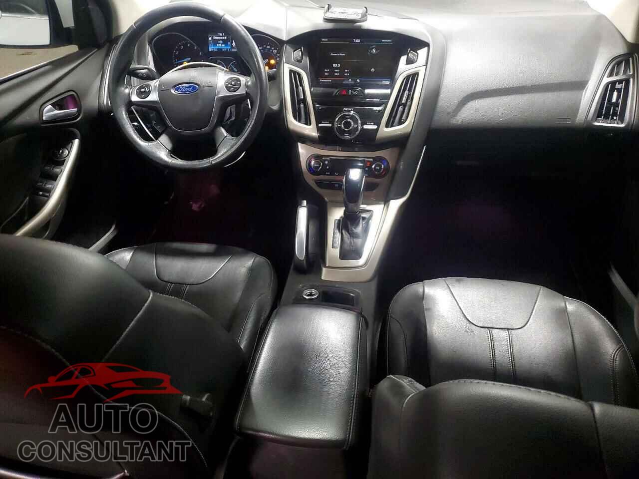 FORD FOCUS 2012 - 1FAHP3H26CL361554