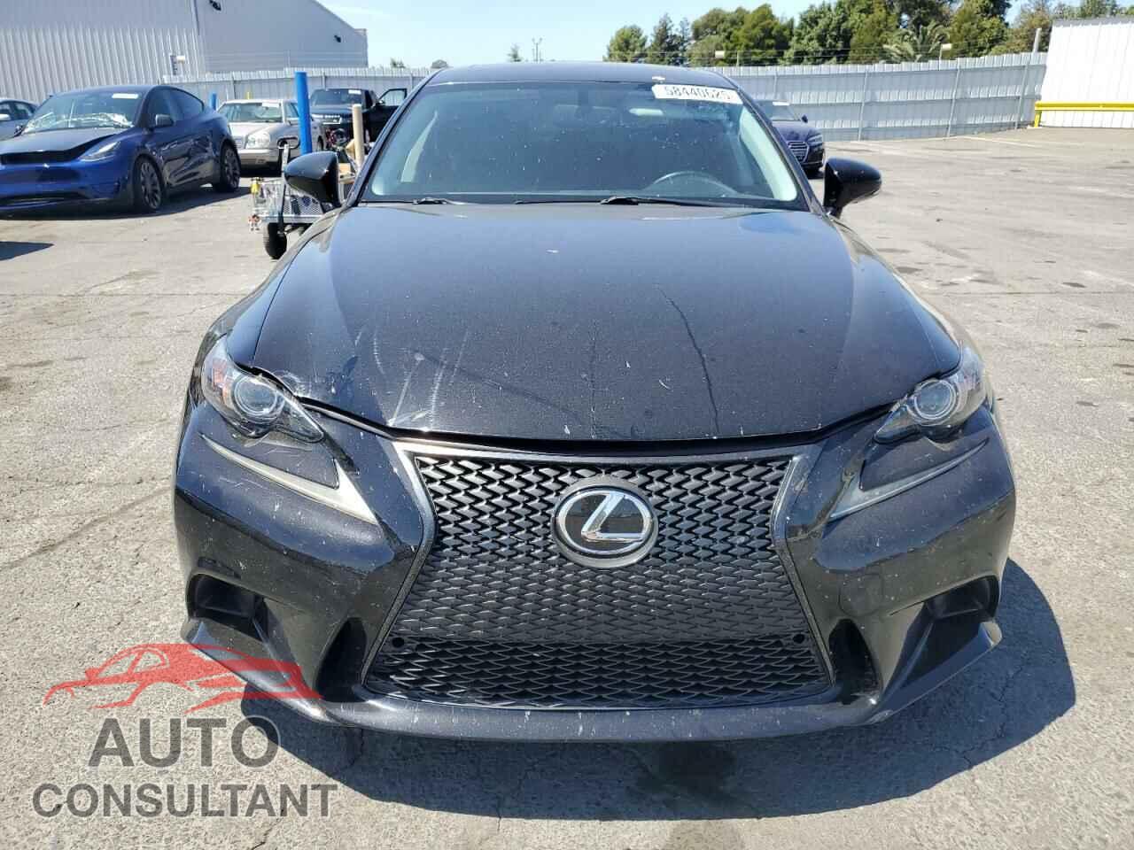 LEXUS IS 2015 - JTHBF1D20F5055602