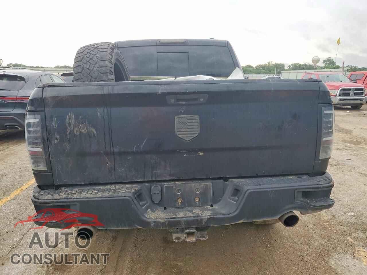 DODGE RAM 1500 2012 - 1C6RD7MT7CS121164