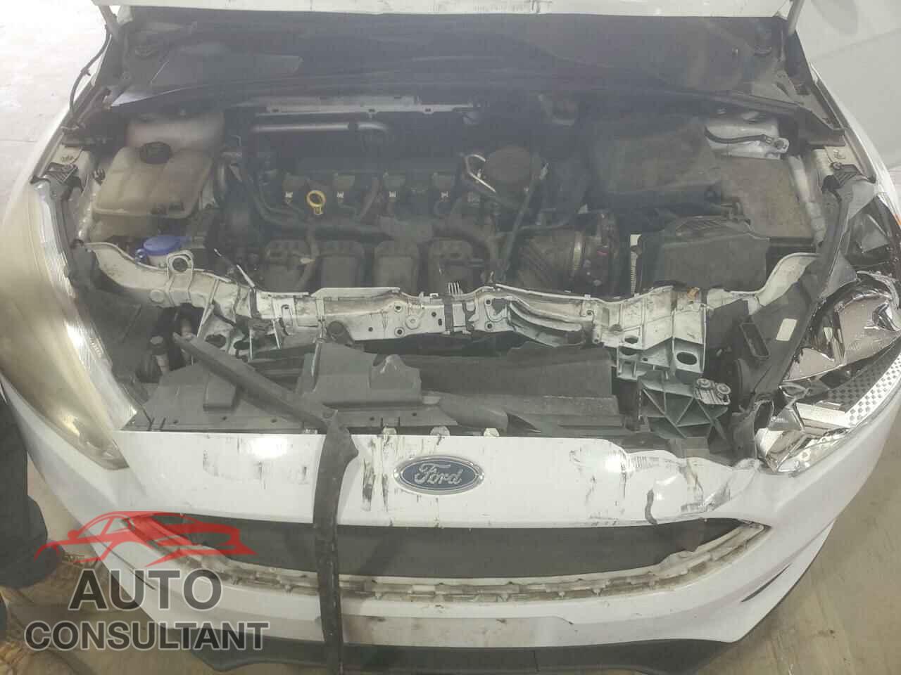 FORD FOCUS 2015 - 1FADP3E23FL354813