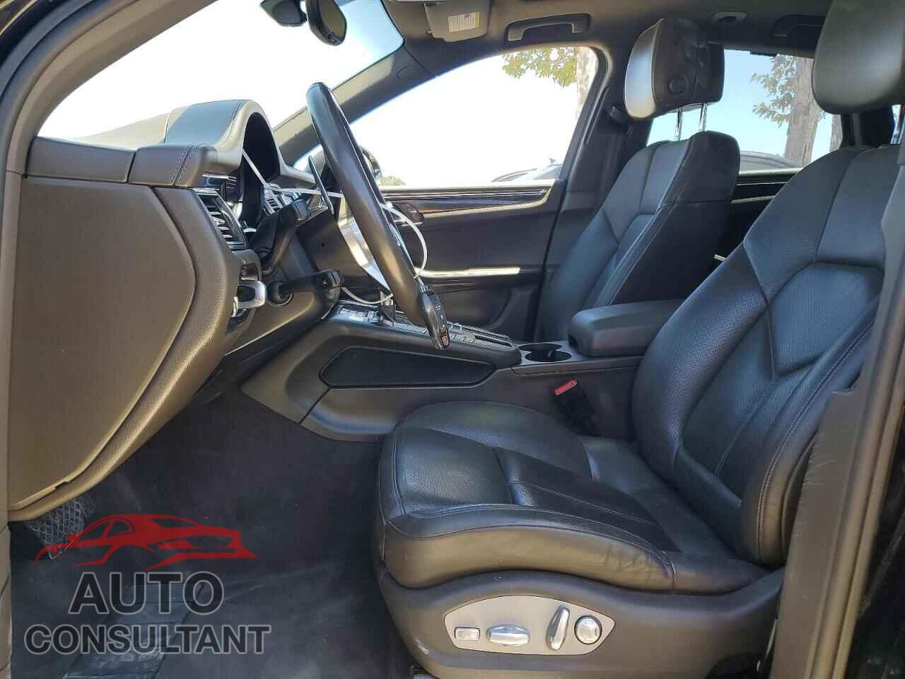 PORSCHE MACAN 2015 - WP1AB2A50FLB72300