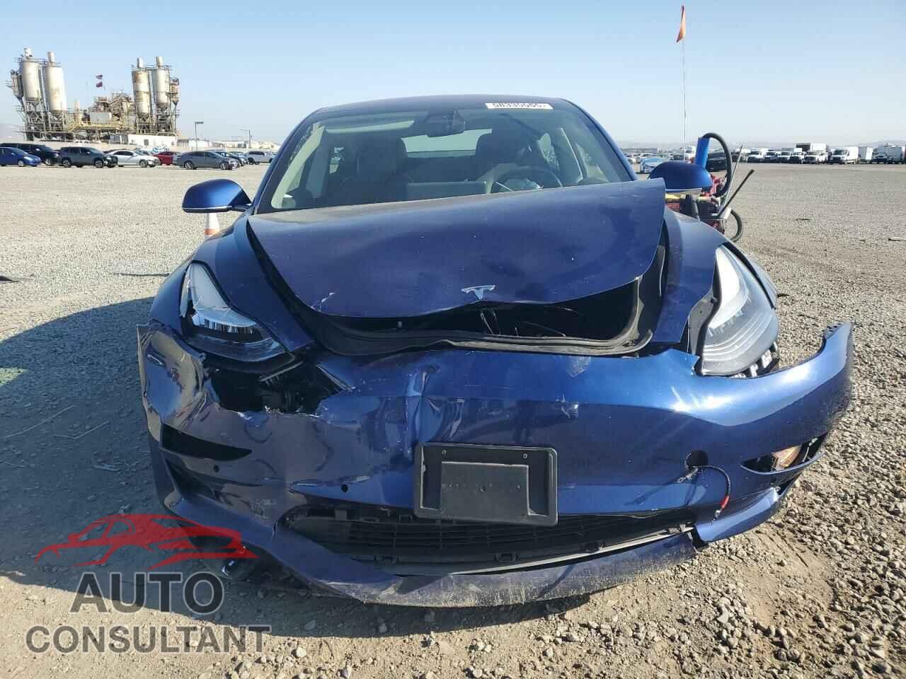 TESLA MODEL 3 2019 - 5YJ3E1EAXKF299345