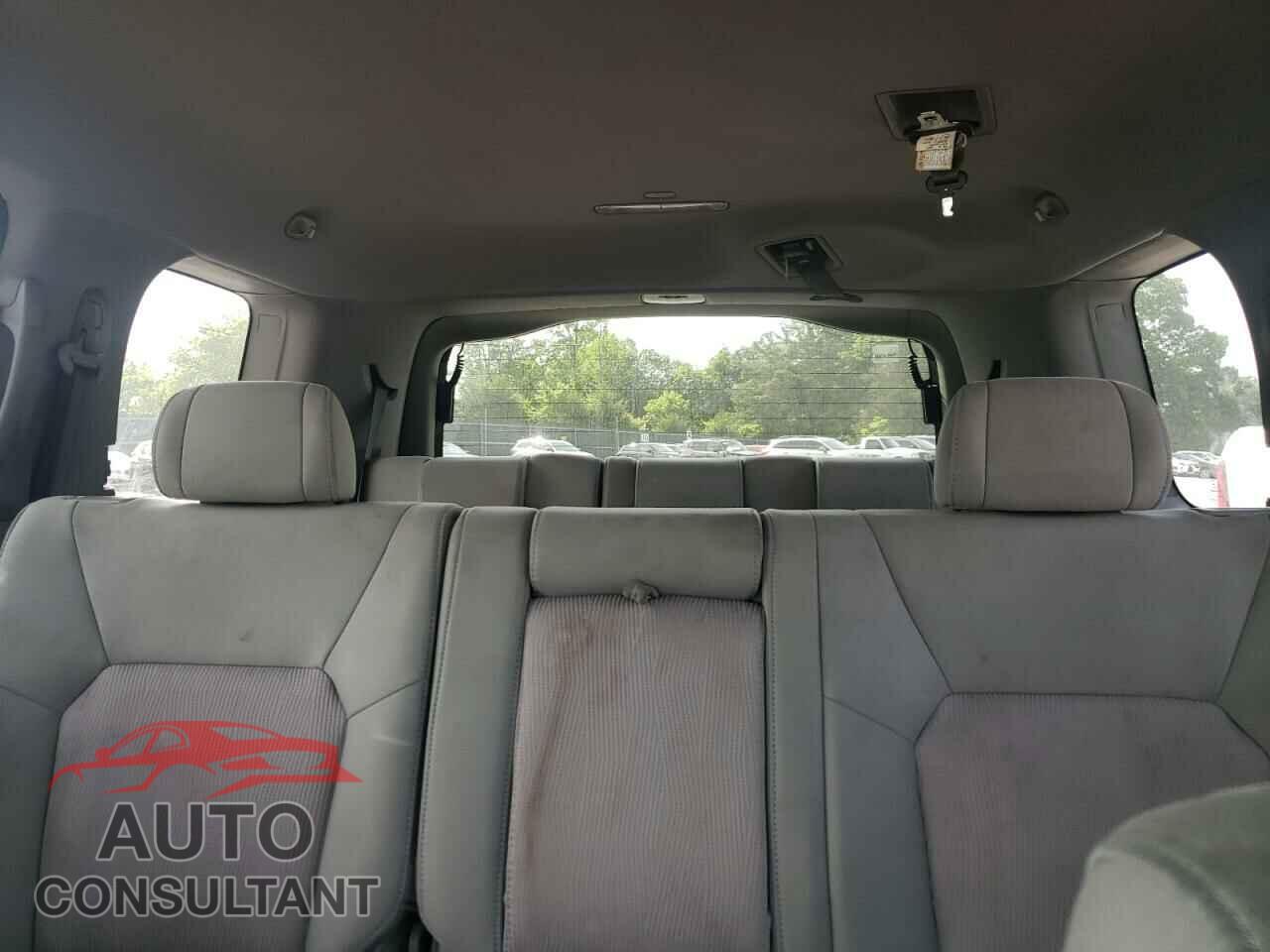 HONDA PILOT 2011 - 5FNYF3H42BB042099