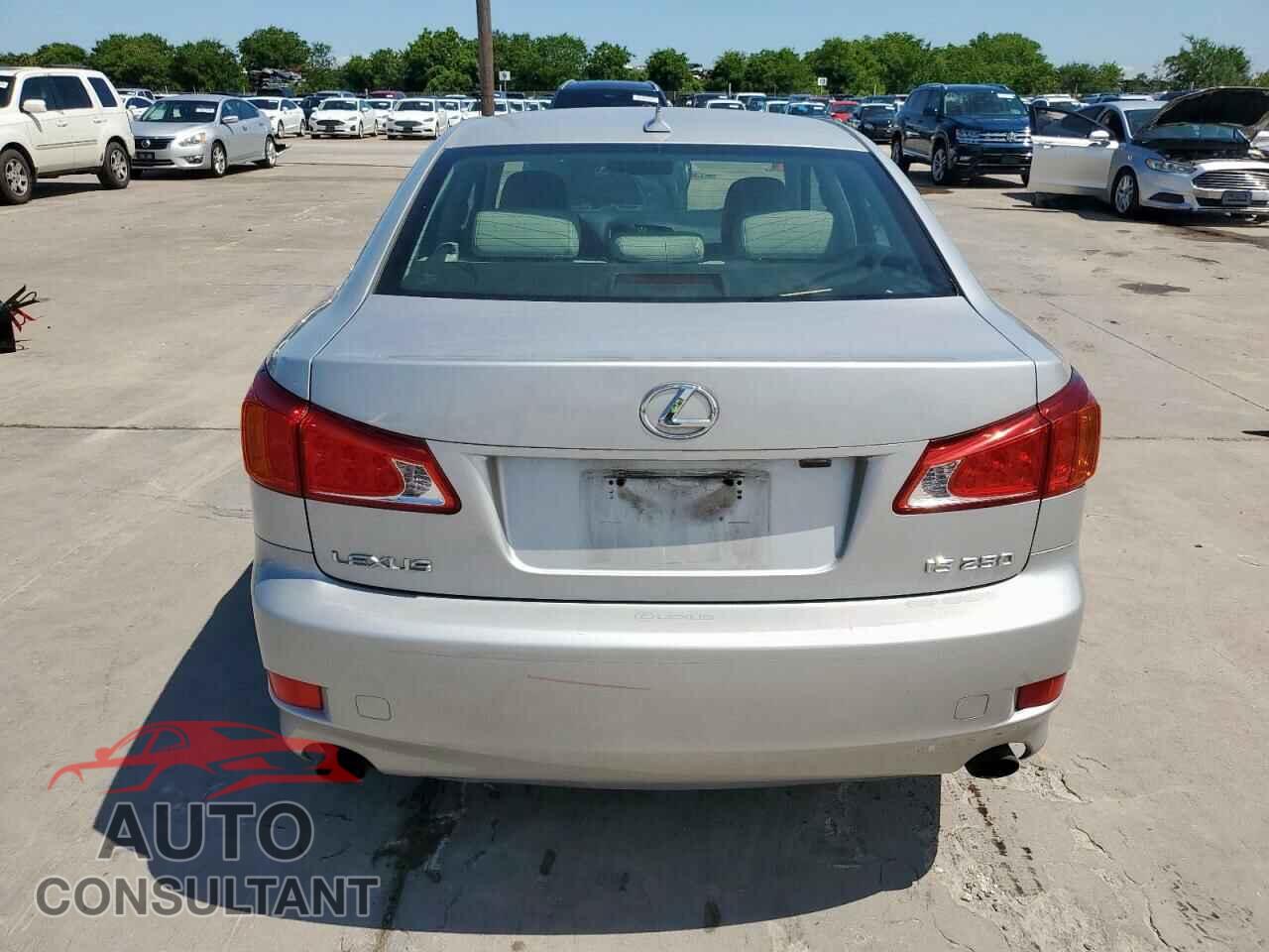 LEXUS IS 2009 - JTHBK262395104908