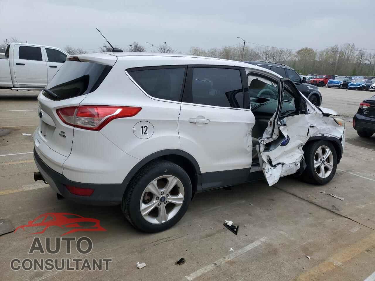 FORD ESCAPE 2013 - 1FMCU9G96DUD41181