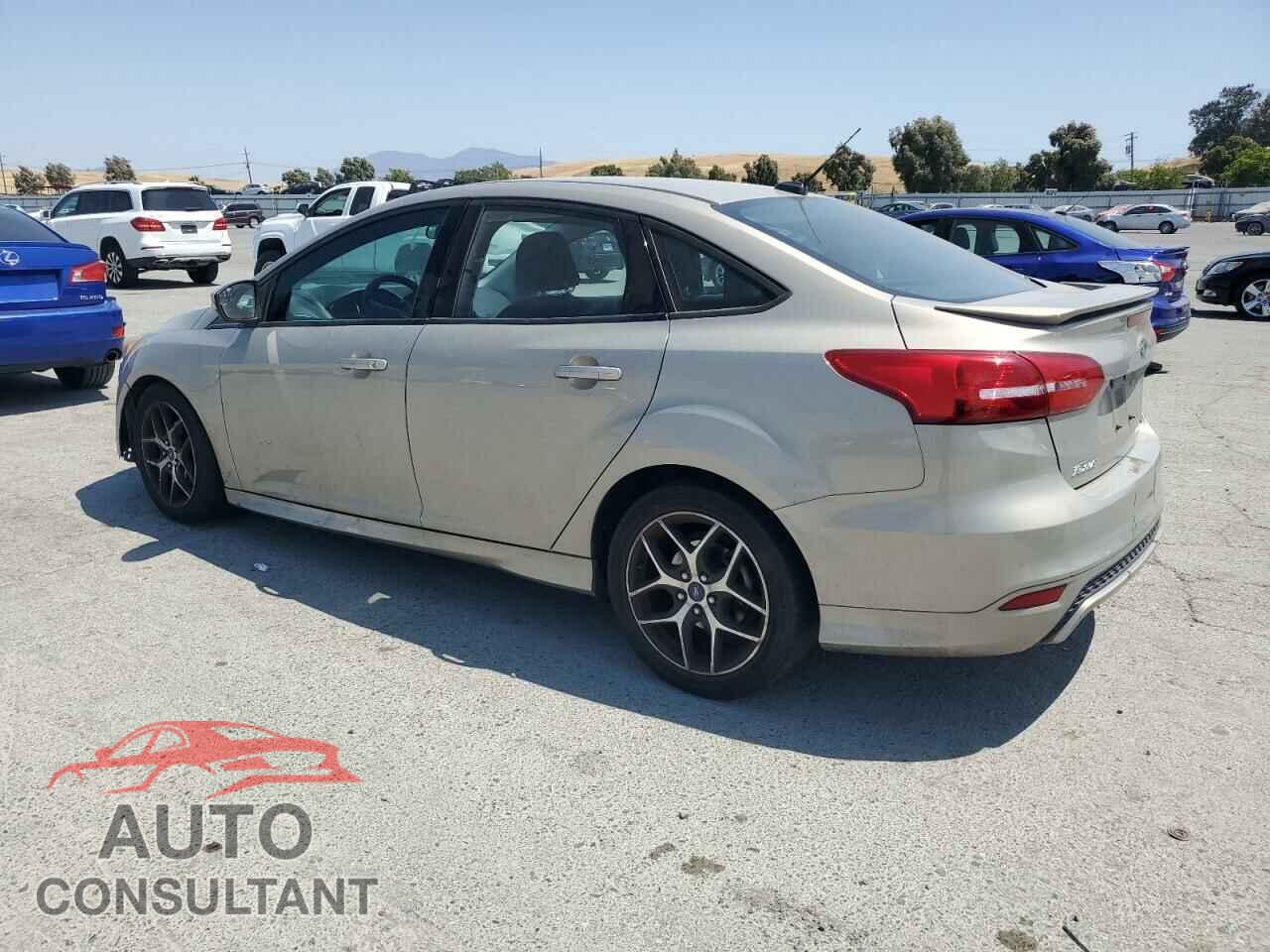 FORD FOCUS 2015 - 1FADP3F29FL281543