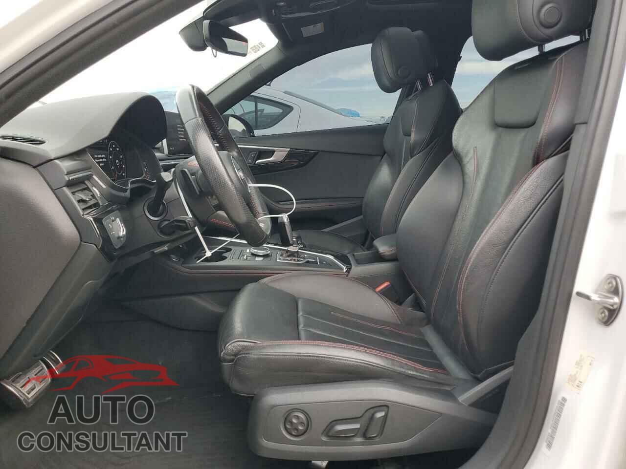 AUDI A4 2018 - WAUENAF41JA045609
