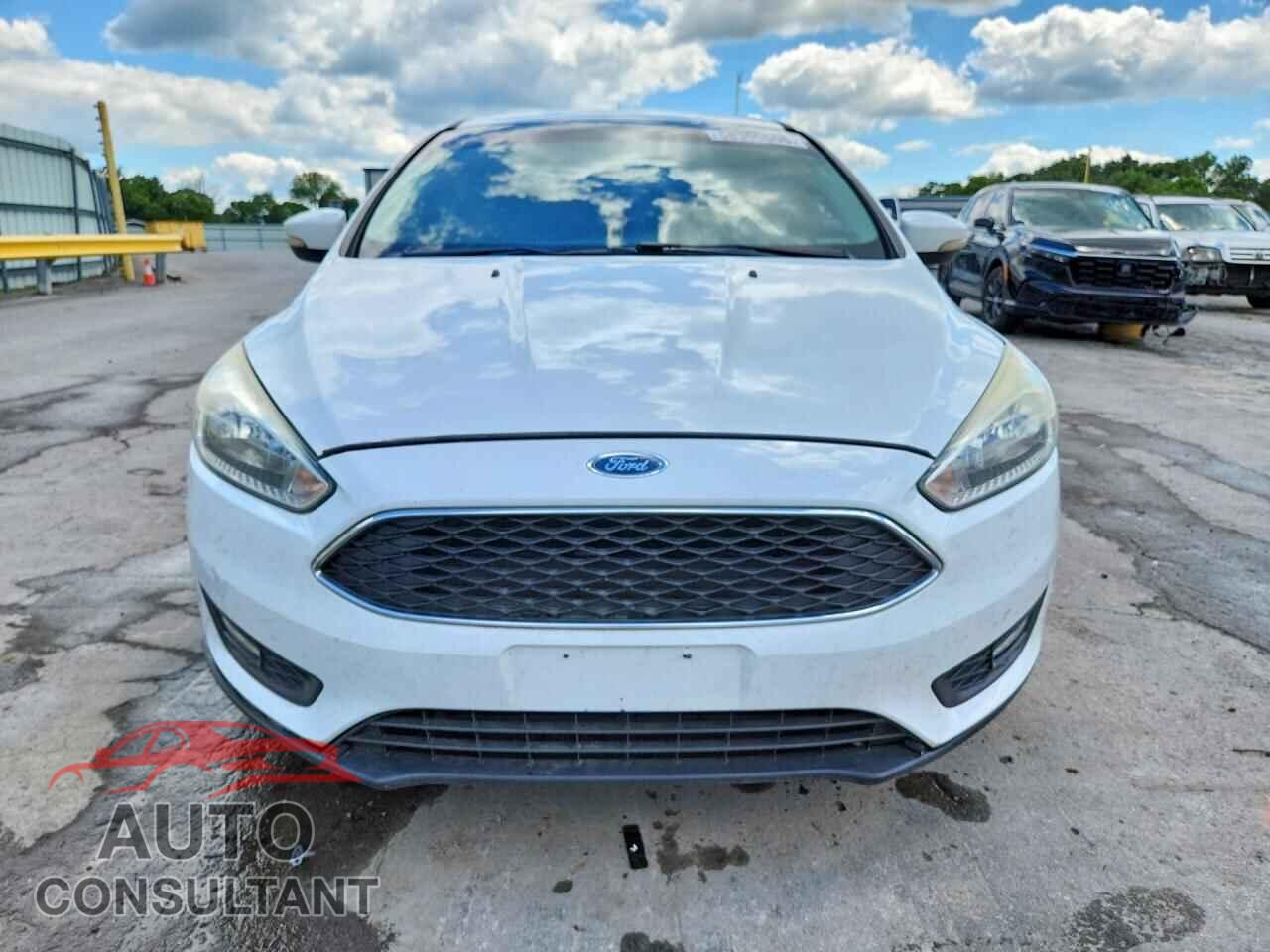 FORD FOCUS 2015 - 1FADP3K27FL333838