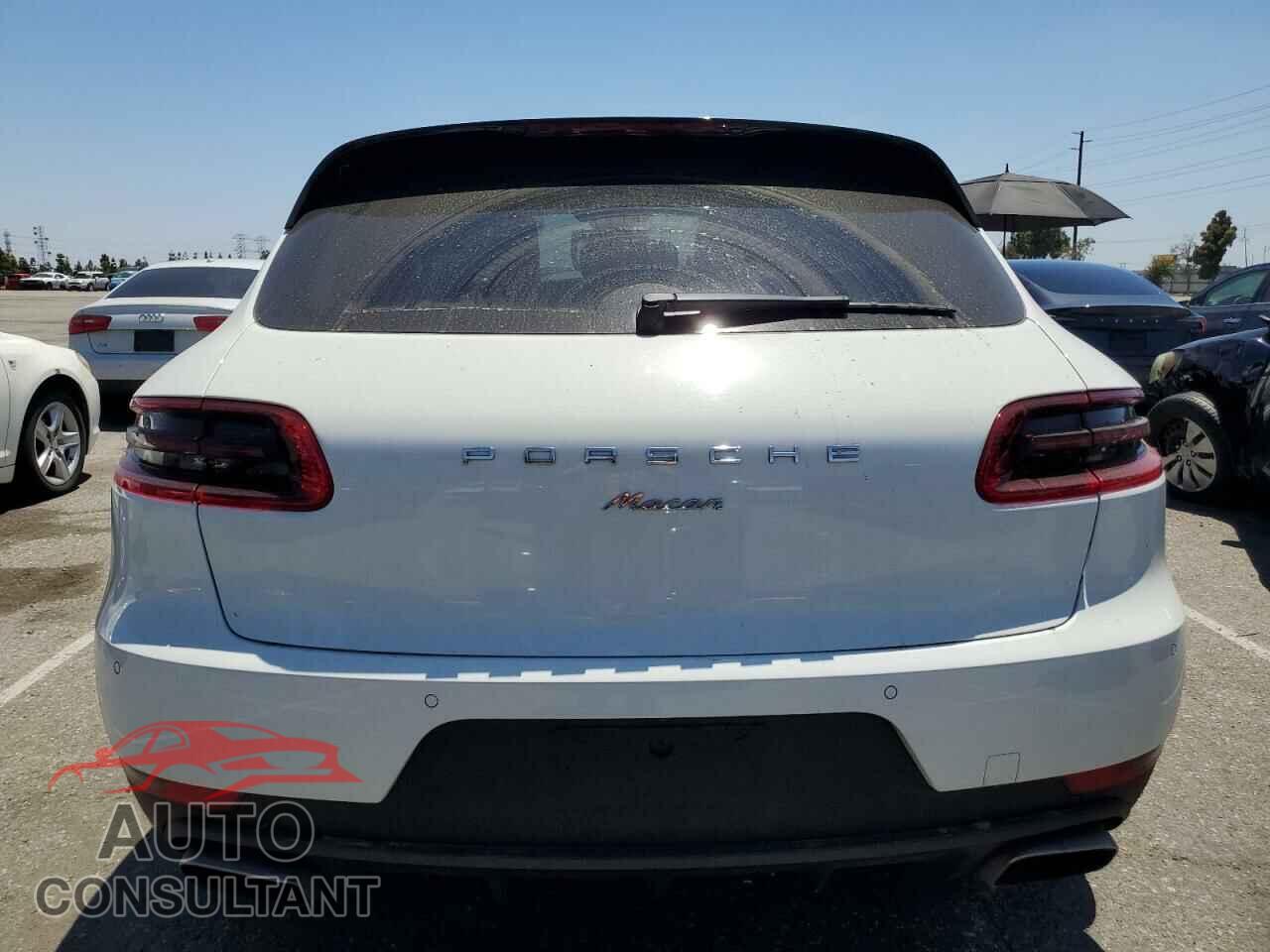 PORSCHE MACAN 2018 - WP1AA2A51JLB12277