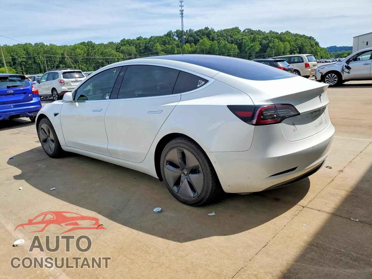 TESLA MODEL 3 2018 - 5YJ3E1EA5JF035206