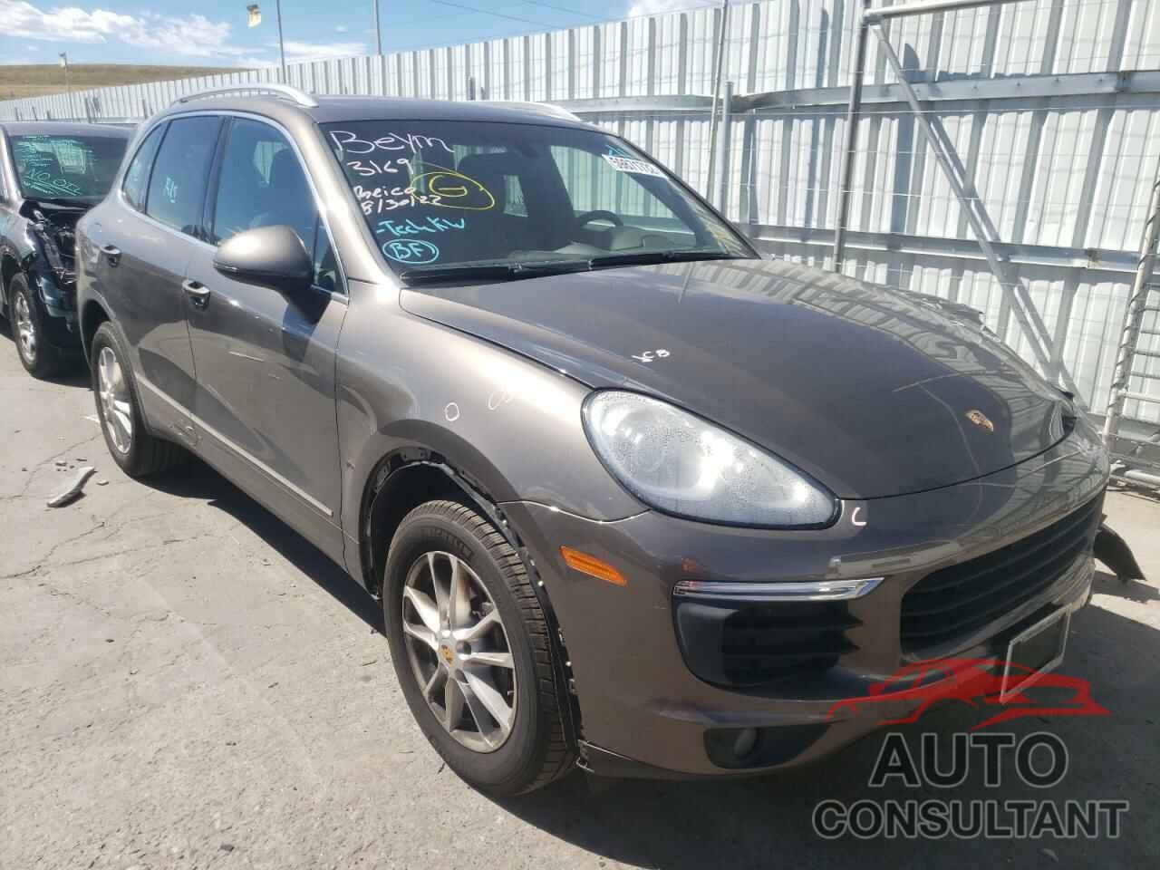 PORSCHE CAYENNE 2016 - WP1AA2A21GLA11383