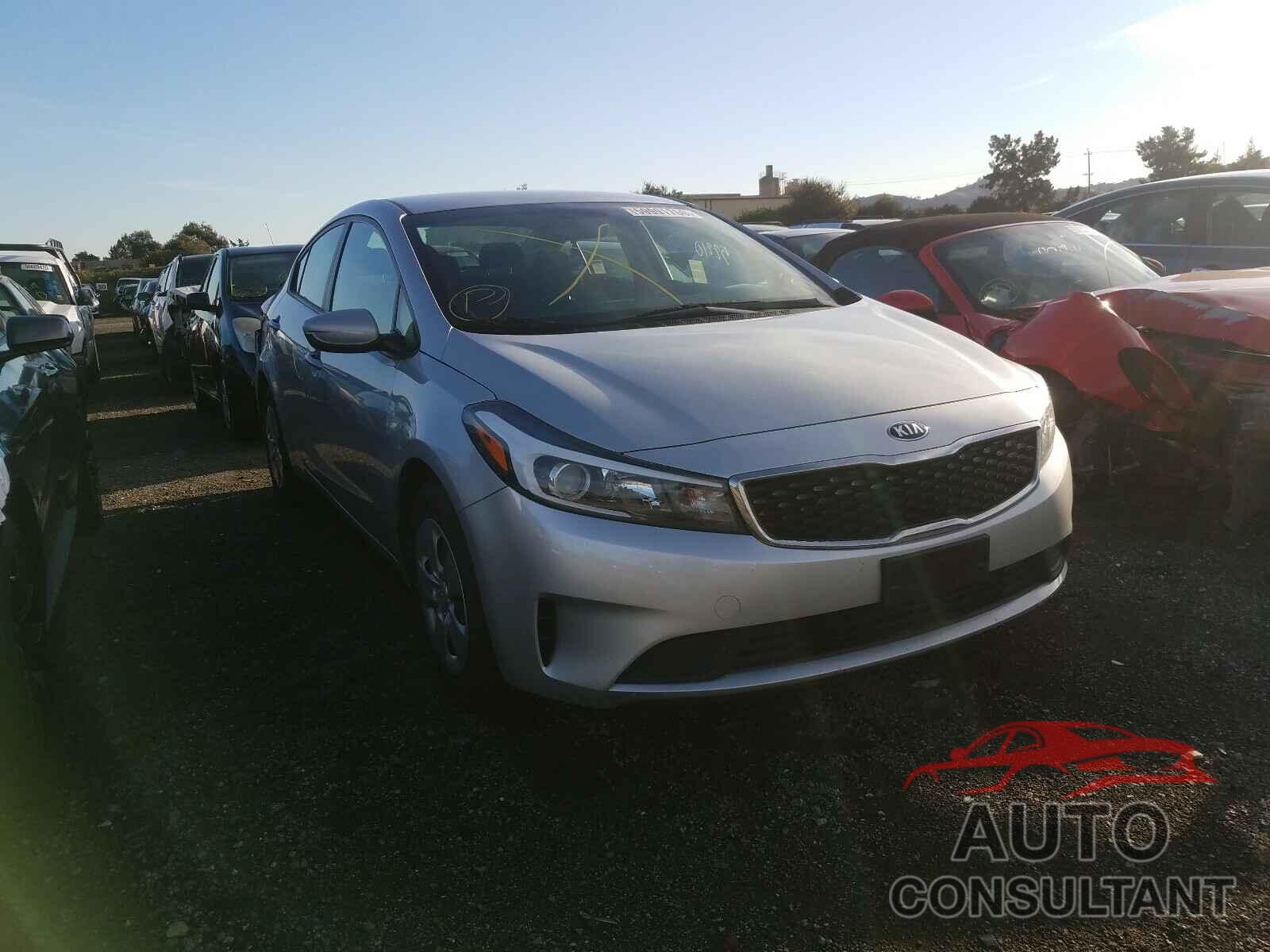 KIA FORTE 2018 - 3KPFK4A78JE235567
