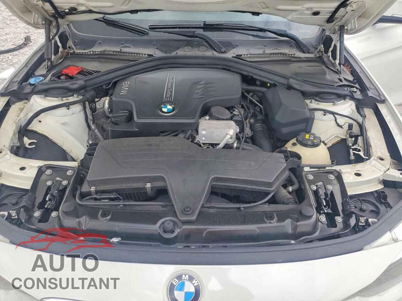 BMW 3 SERIES 2016 - WBA8E9G5XGNU29151