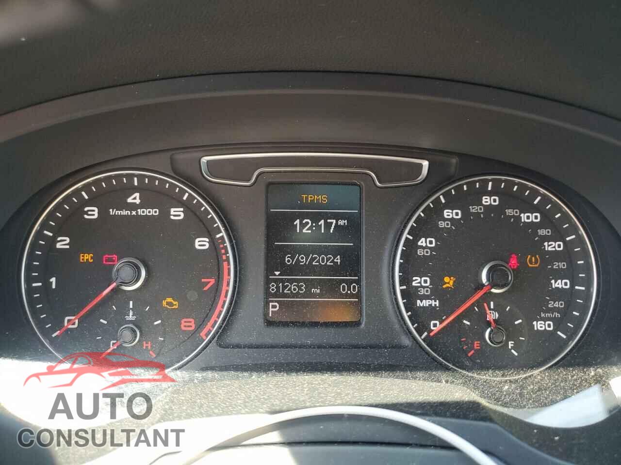 AUDI Q3 2018 - WA1ECCFS1JR007781